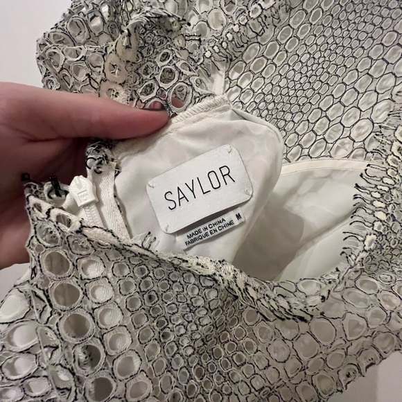 SAYLOR white lace romper - Picture 5 of 5